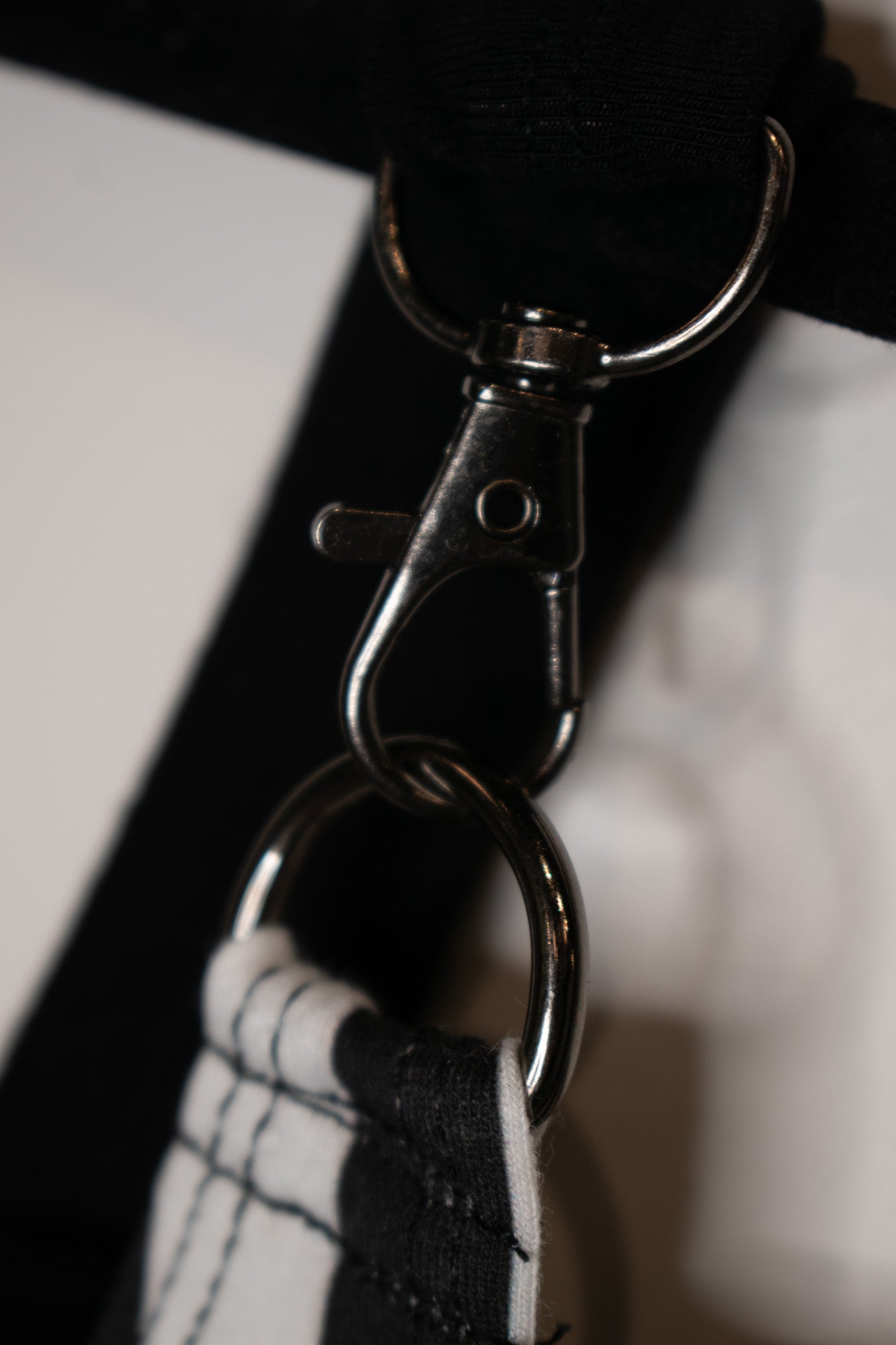 Black and White Stripe Crop Tank Top | Medium