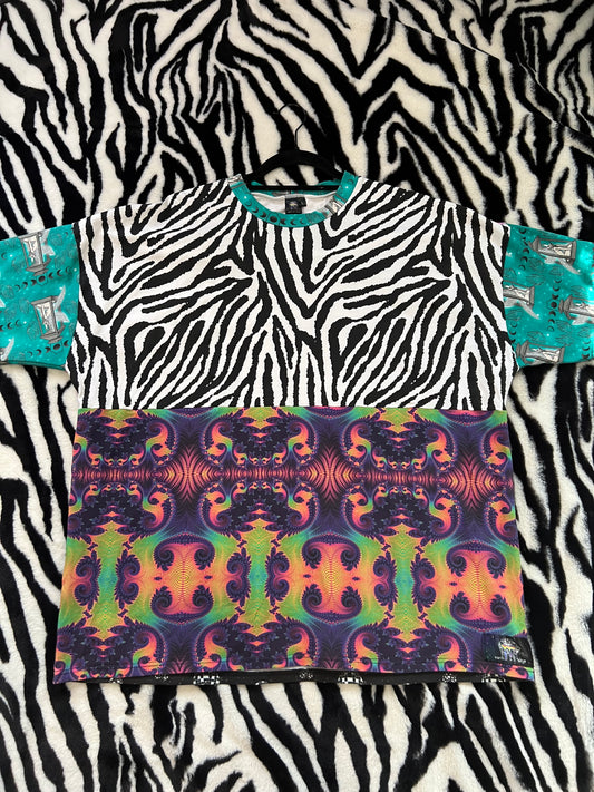 earth & skye splice tee