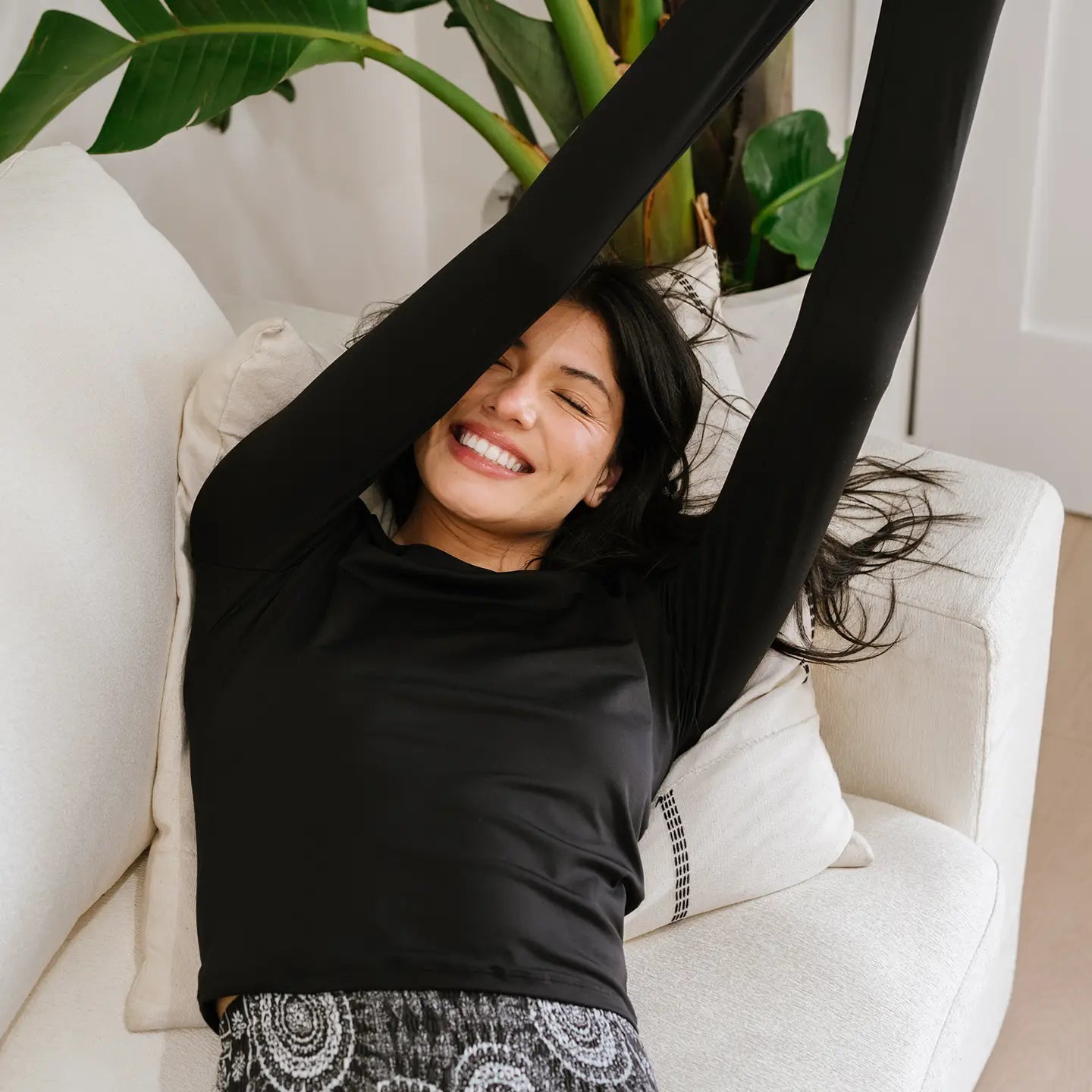 Black Hatha Long Sleeve Athleisure Top