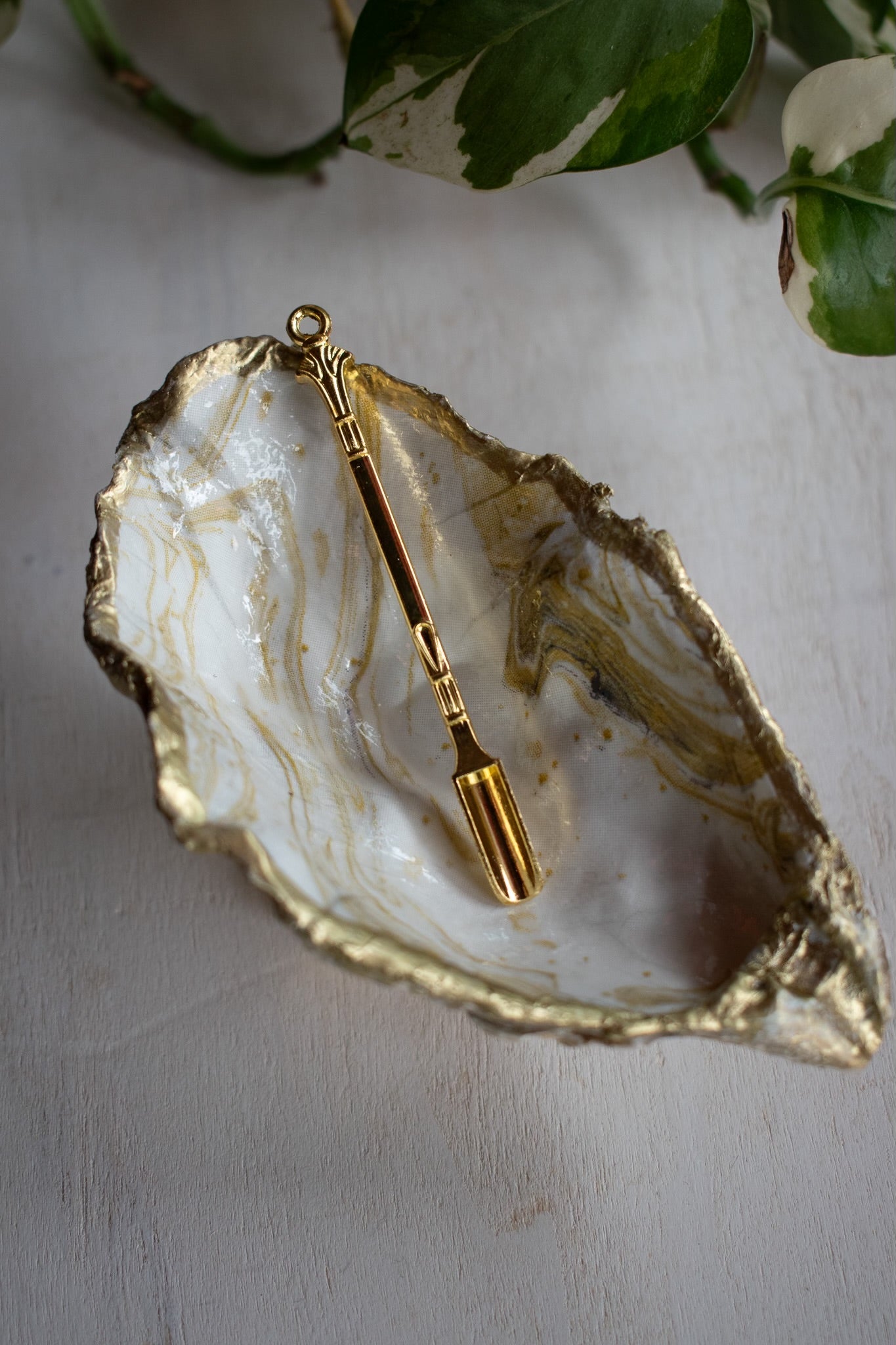 Claw Foot Oyster Dish 008