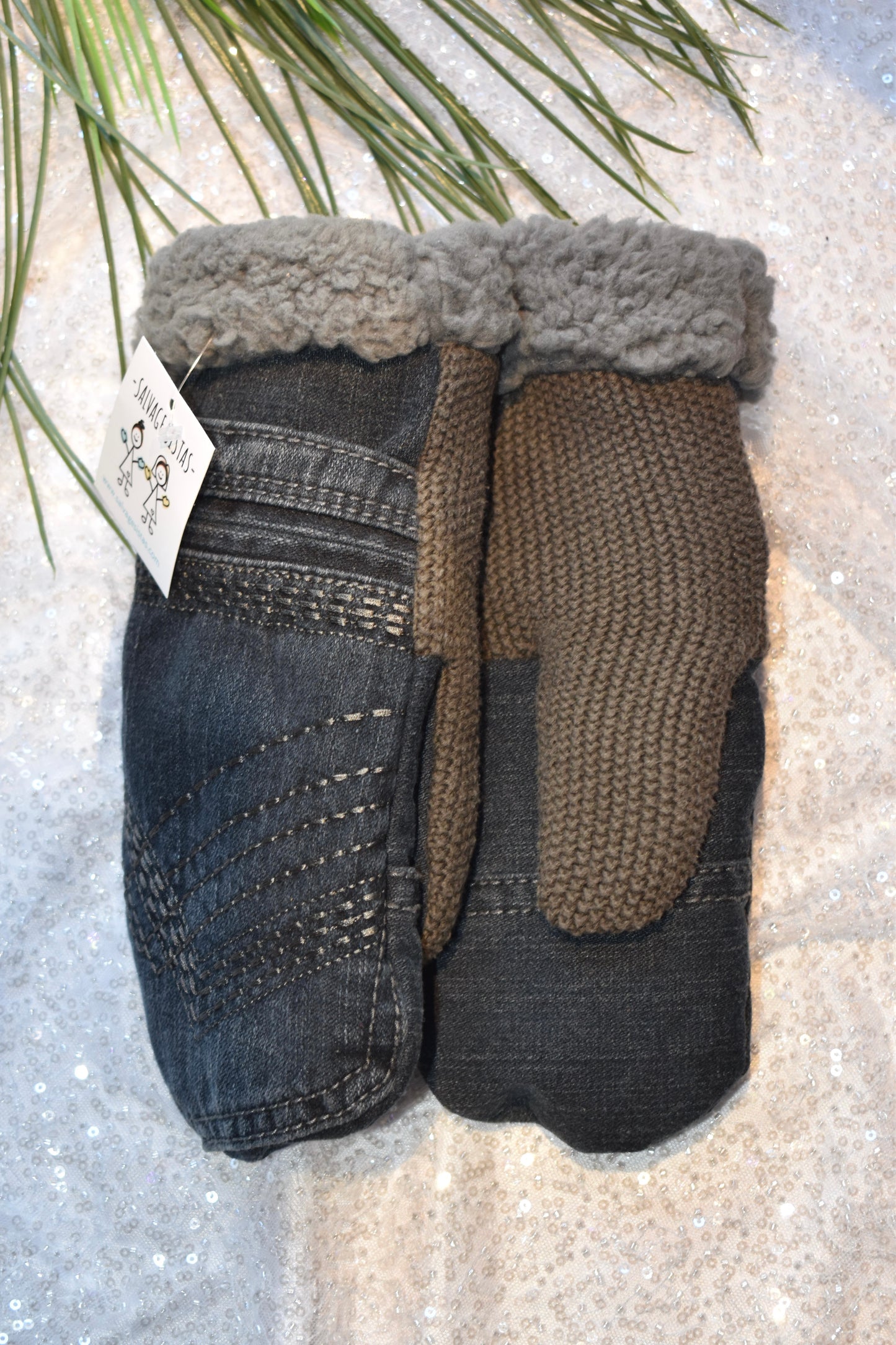 Salvage Sistas Mittens 008 | M