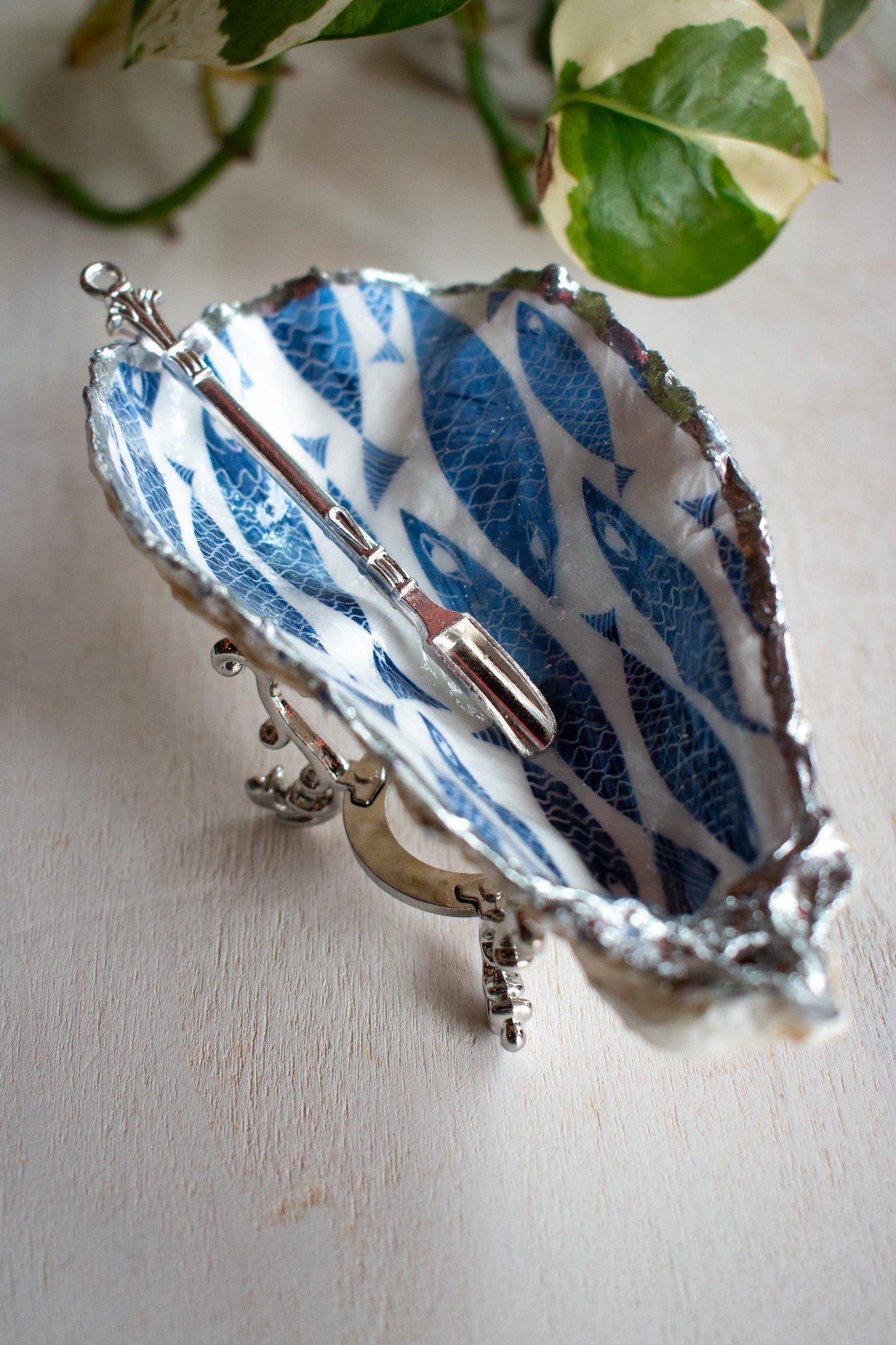 Claw Foot Oyster Dish 015