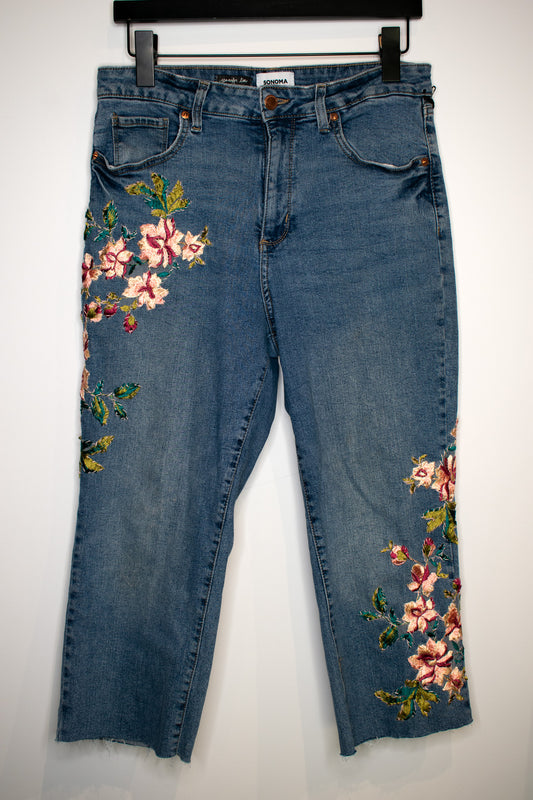 Embroidered Cropped Denim Pants | Medium