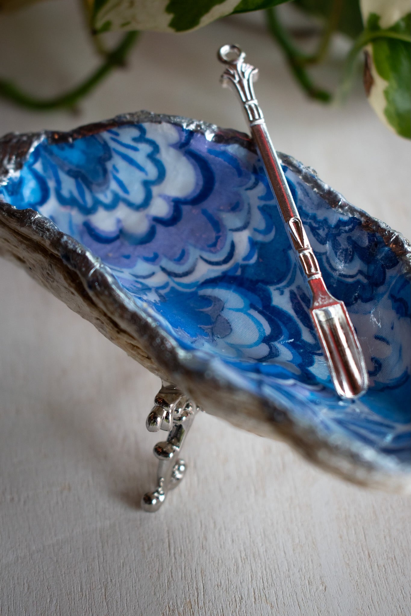 Claw Foot Oyster Dish 012
