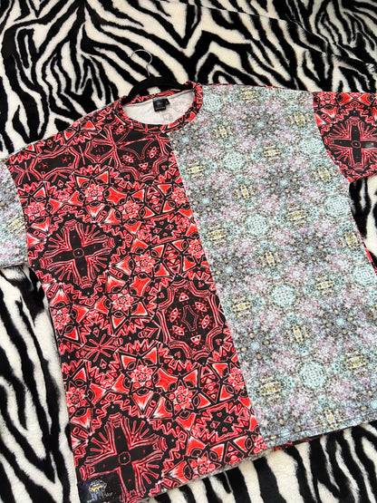 earth & skye split tee