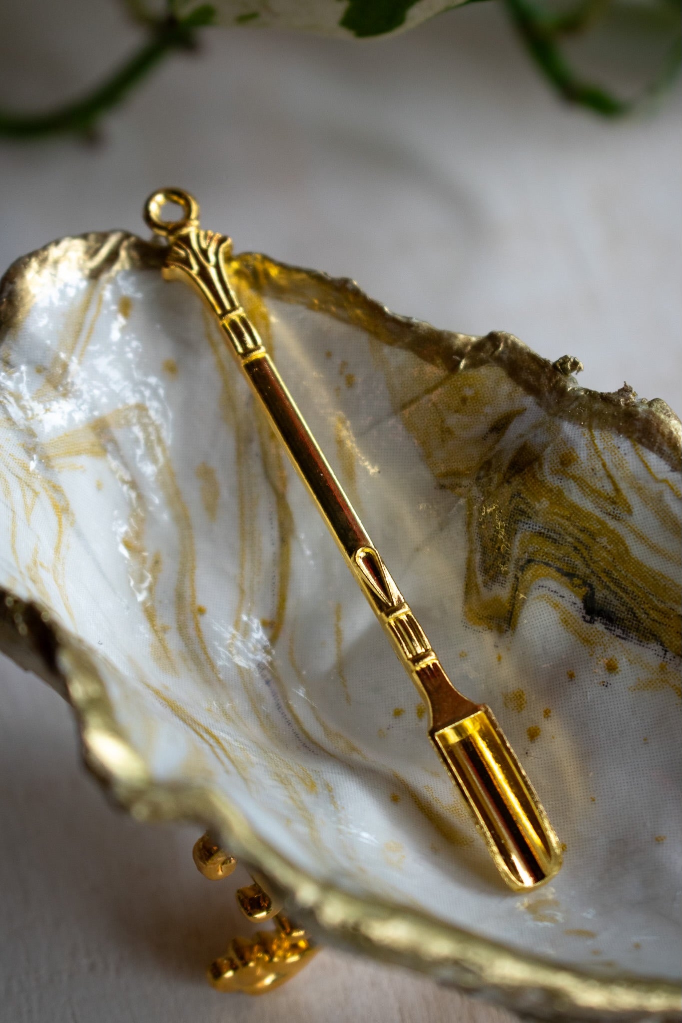 Claw Foot Oyster Dish 008