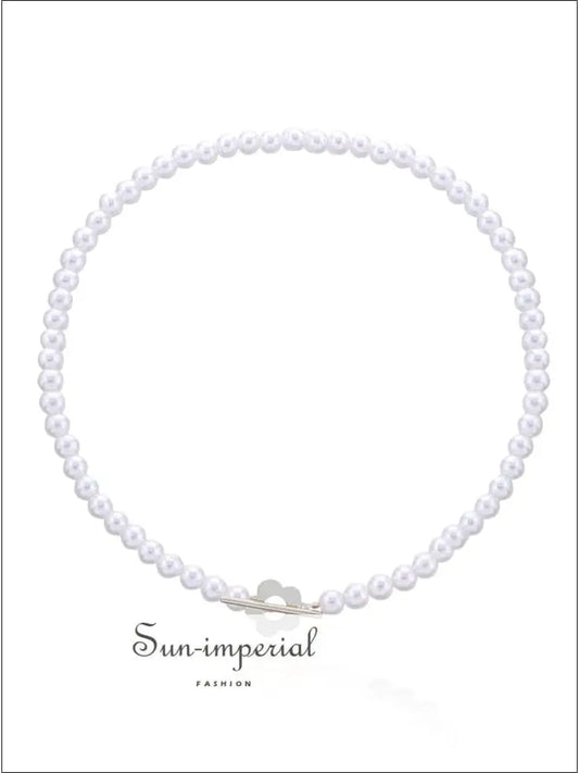 Flower Clasp Necklace