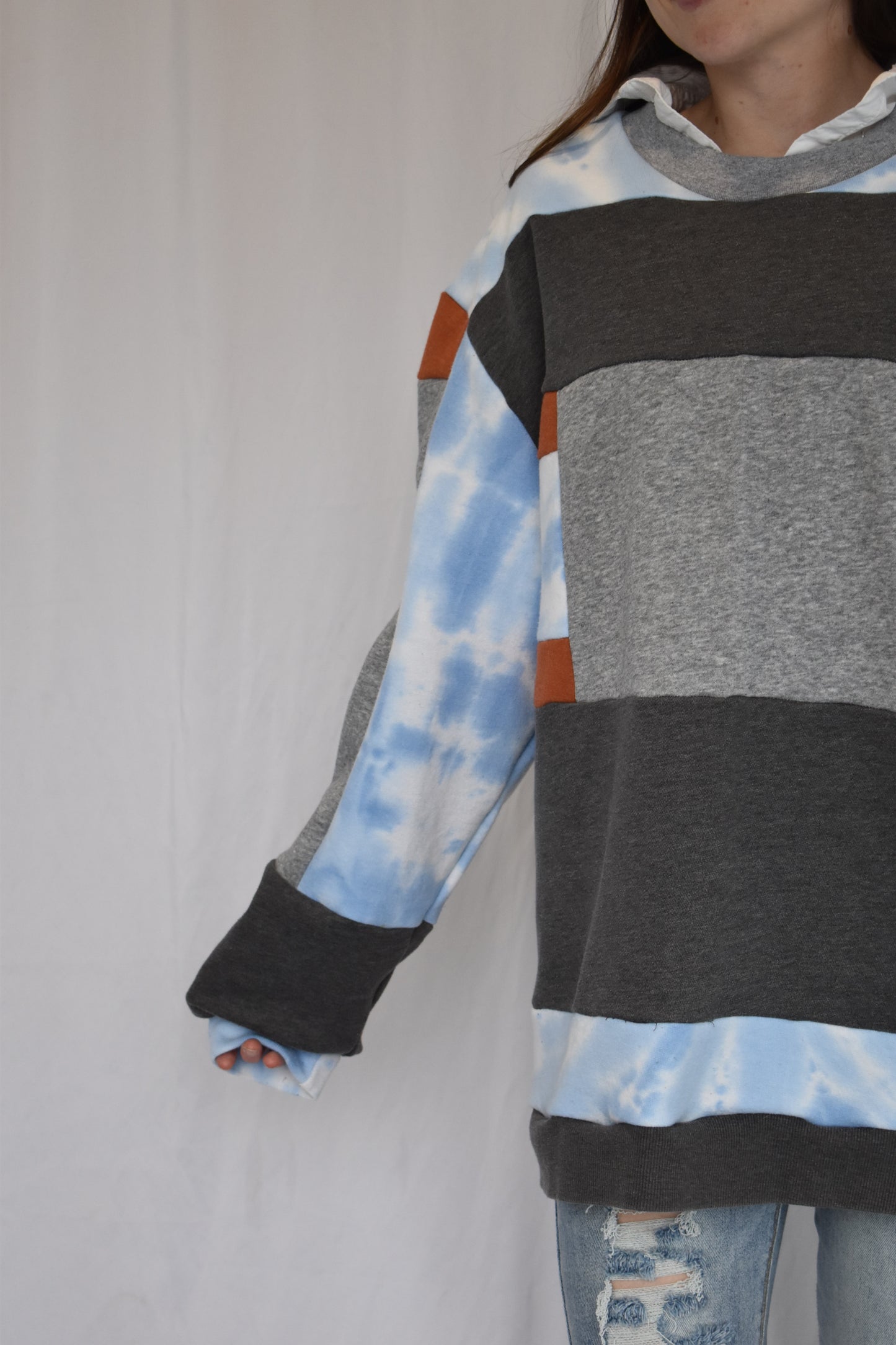 Calico Crewneck 015