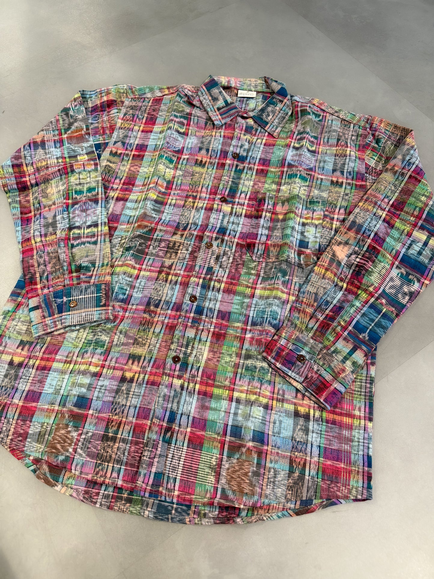 Altiplano Button Down