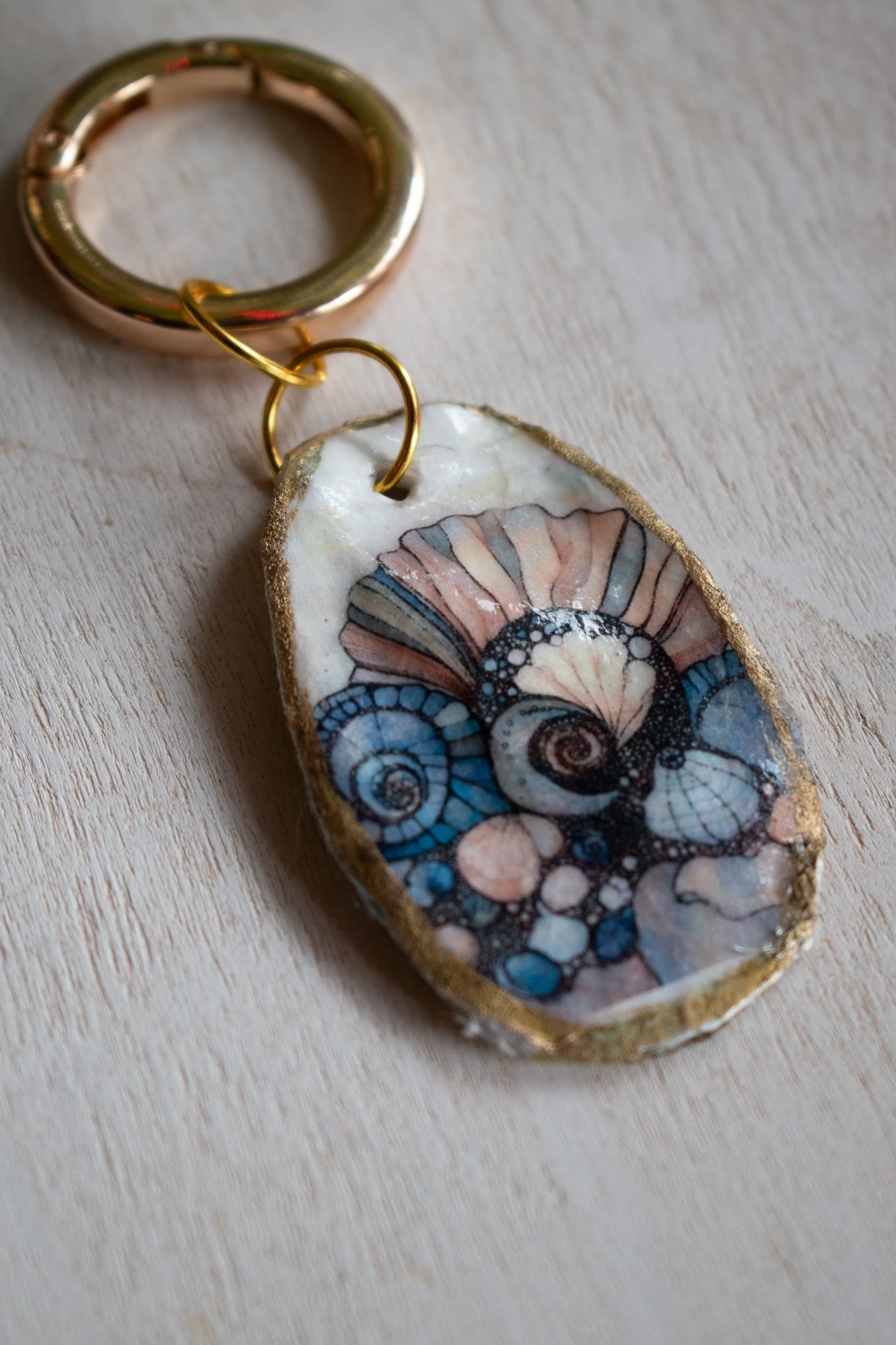 Oyster Shell Bag Charm (Sea Shells)