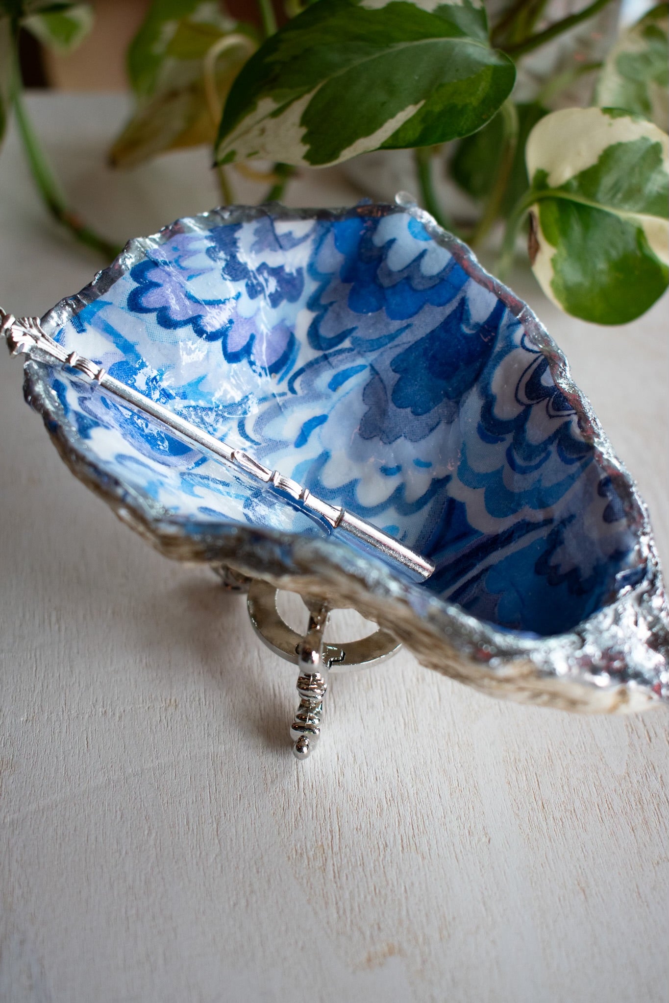 Claw Foot Oyster Dish 012