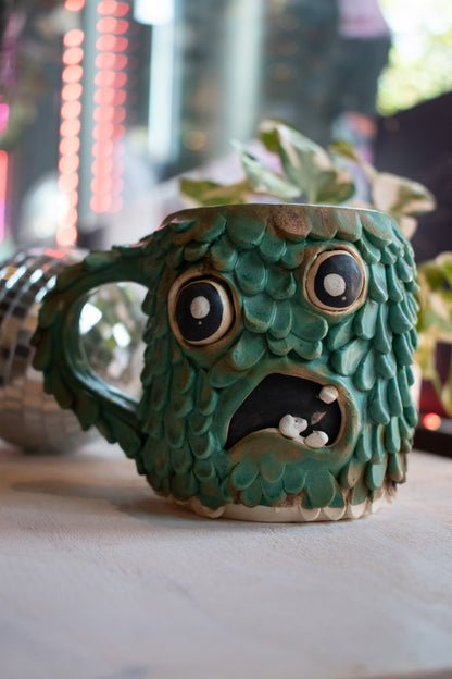 Gweeble Mug (Crue)