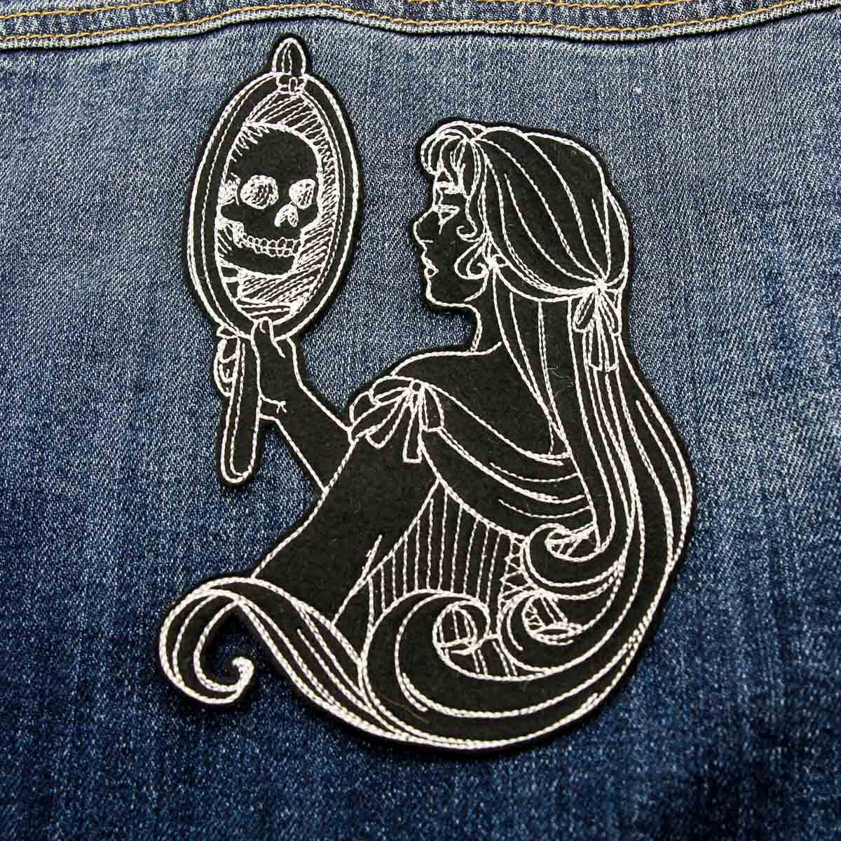 Haunting Reflection Patch
