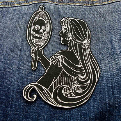 Haunting Reflection Patch
