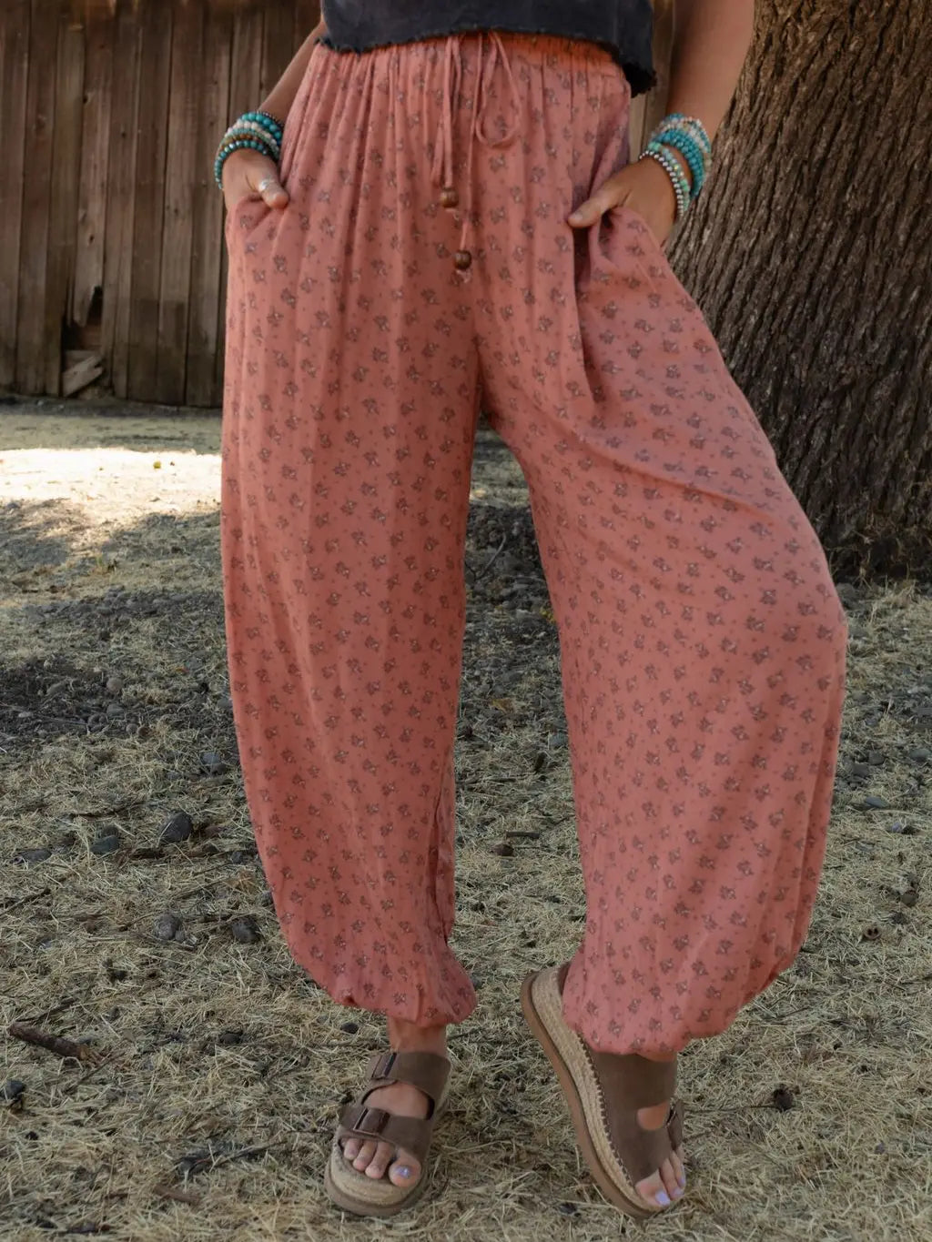 Wide Leg Cinched Pants