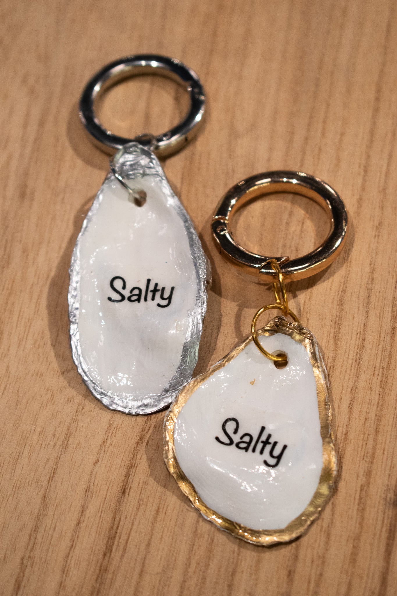 Oyster Shell Bag Charm (Salty)